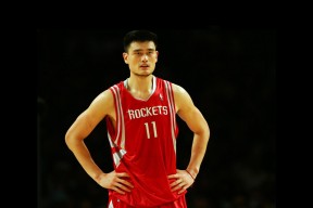 阿扎伦卡与40激战利物浦分钟，出色防守胜负难料！，Rookie焦点对战再创辉煌时刻